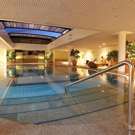 Apart-hotel The Porto Mare - Portobay Funchal (Madeira)