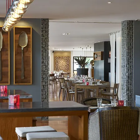 Apart-hotel The Porto Mare - Portobay Funchal (Madeira)