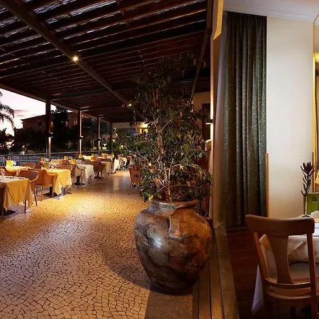 Lejlighedshotel The Porto Mare - Portobay Funchal (Madeira)