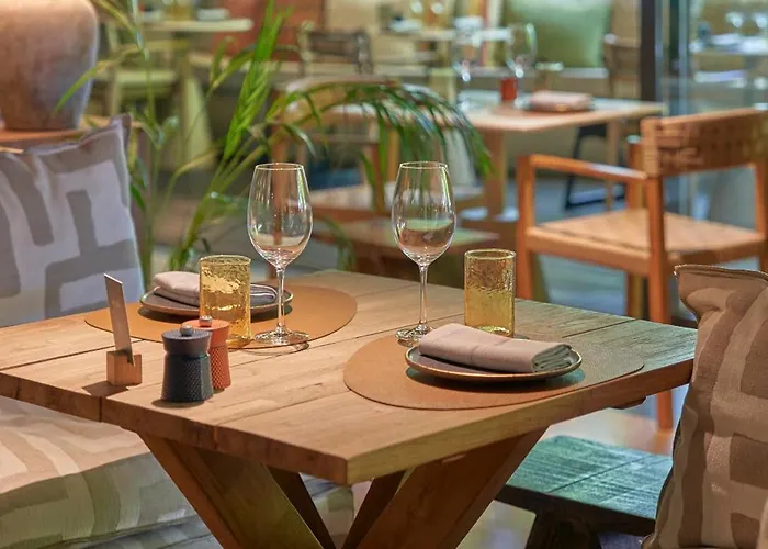 Apart-hotel The Porto Mare - Portobay Funchal (Madeira)