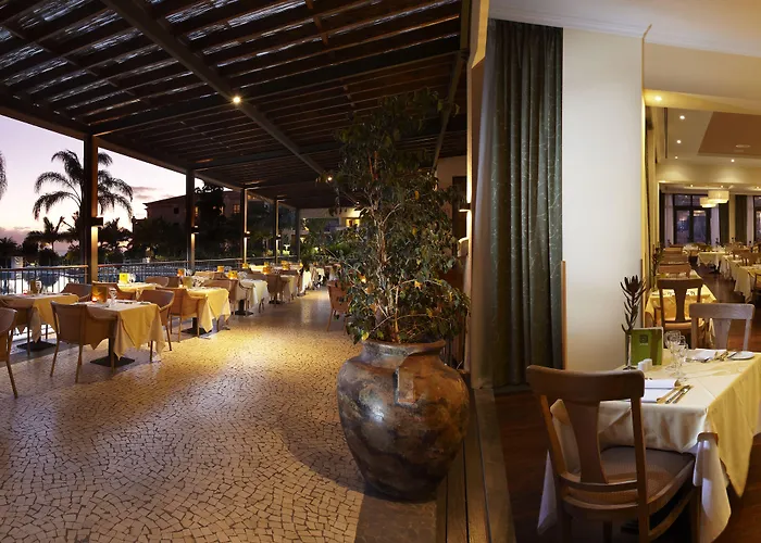 Lägenhetshotell The Porto Mare - Portobay Funchal (Madeira)